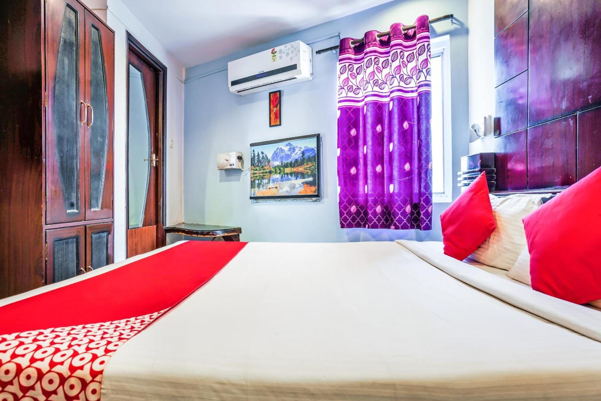 OYO 5527 Hanvi Inn Hyderabad Exteriör bild